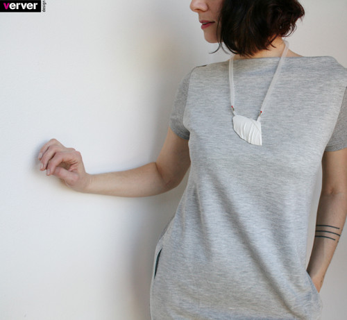 Šaty šedé "cítím" (M) — foto 4