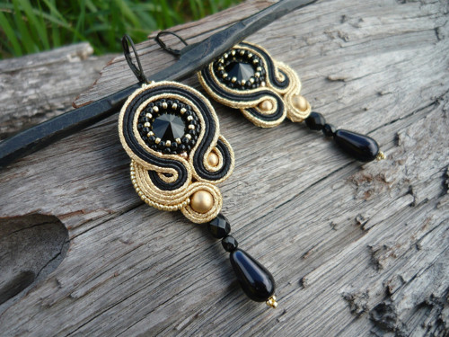 Soutache náušnice Luxury Black&Gold — foto 3