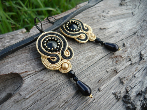 Soutache náušnice Luxury Black&Gold — foto 5
