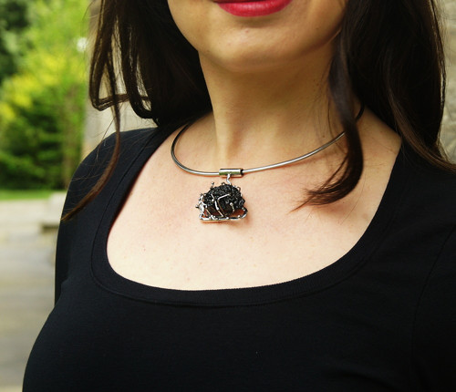 Nerezový náhrdelník..." Silvery- black " — foto 2