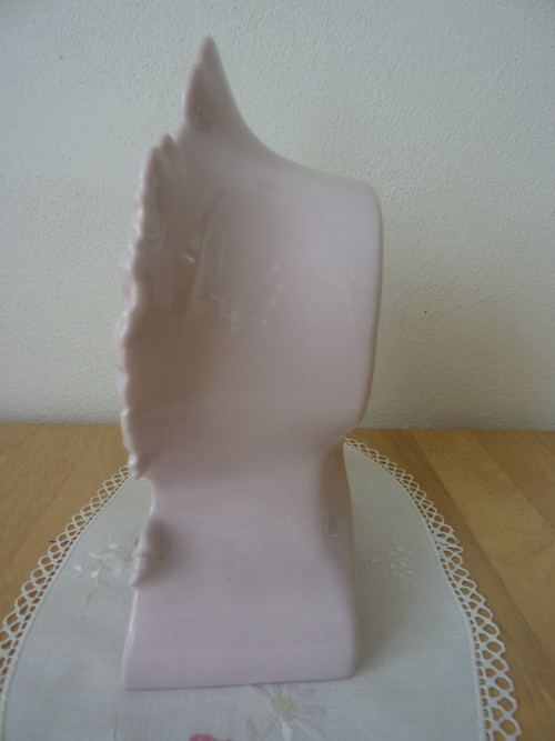 Hodiny z růžového porcelánu — foto 3