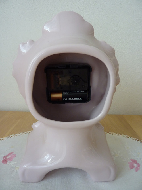Hodiny z růžového porcelánu — foto 4