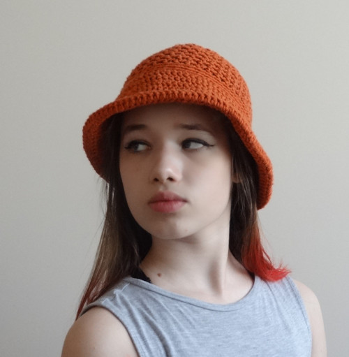 Velmi letně - rezavě - klobouk — foto 5