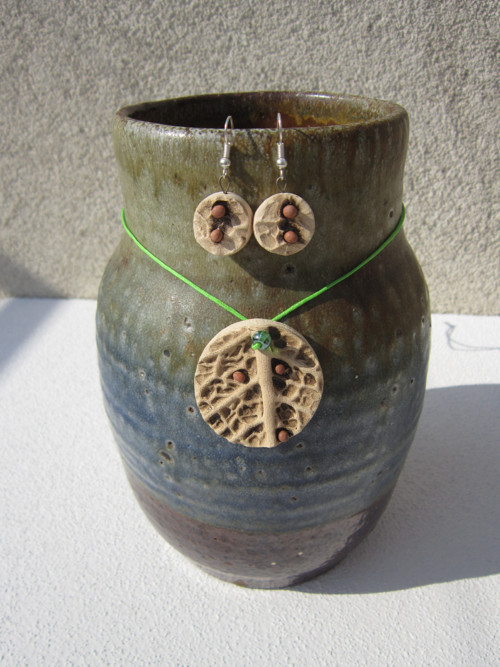 Krása růstu (náhrdelník a náušnice) — foto 2