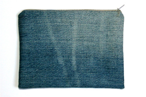 Retro vůz a retro krásky (zip kapsička MEDIUM) — foto 3