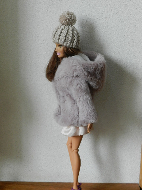 Luxusní kabátek pro Barbie — foto 4