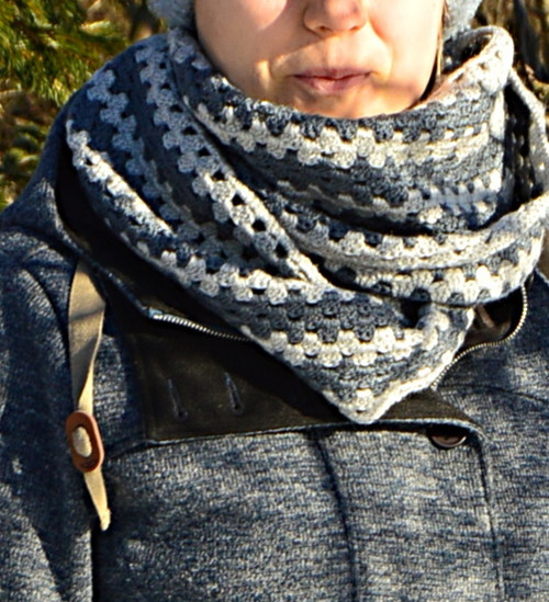Háčkovaný nákrčník Blue — foto 2