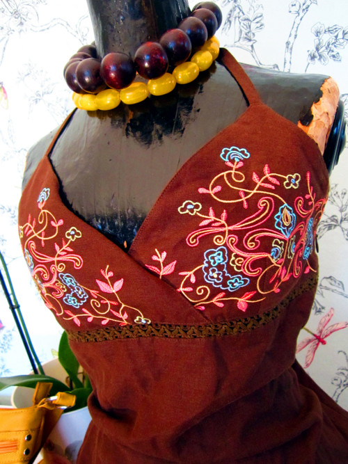 Šaty chocolate&folklore — foto 2