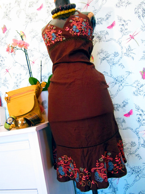 Šaty chocolate&folklore — foto 3