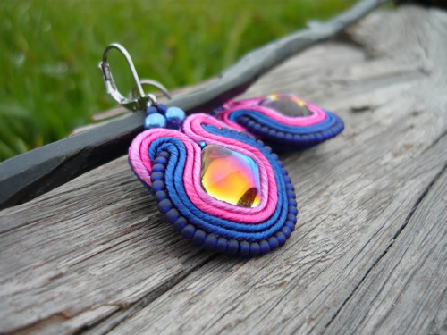 Soutache náušnice Magic Blue Fuchsia — foto 3