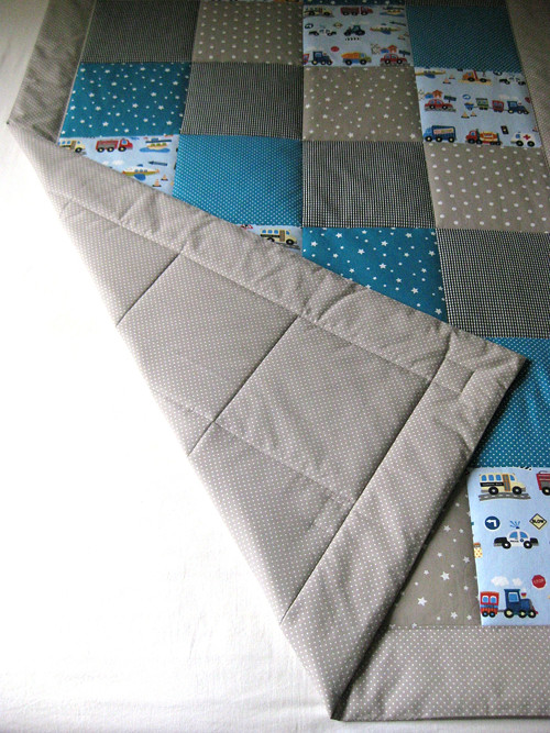PATCHWORK chlapecká deka/přehoz 100x200 - auta — foto 3