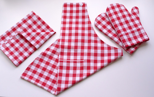 Zástěra RED&WHITE na přání — foto 3