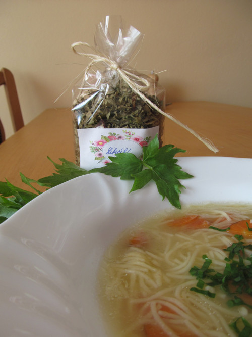 Babiččino "maggi" - sušený Libeček — foto 3