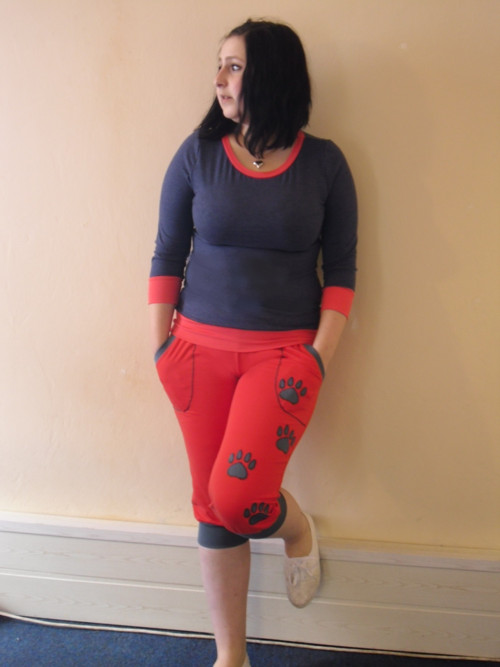 Dámské 3/4 tepláky červenošedé.. S - XL — foto 2
