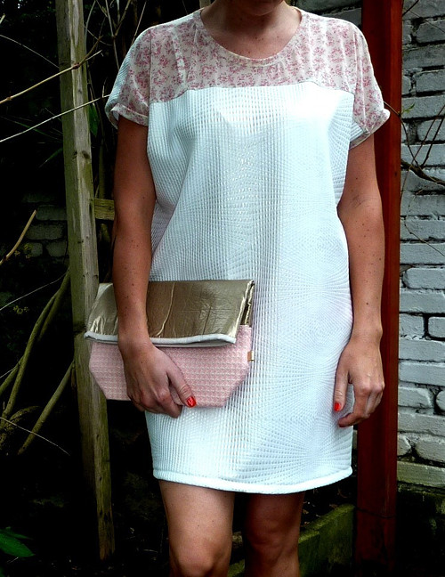 Gold - oversize šaty — foto 3