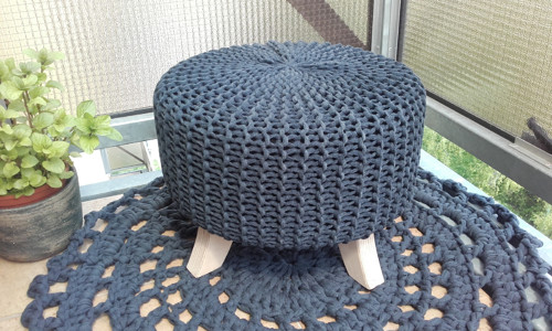 Čtyřnožka "antracit" /průměr 42cm,výš.28cm/ — foto 5
