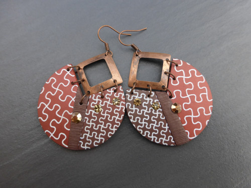 Náušnice hnědé puzzle — foto 2