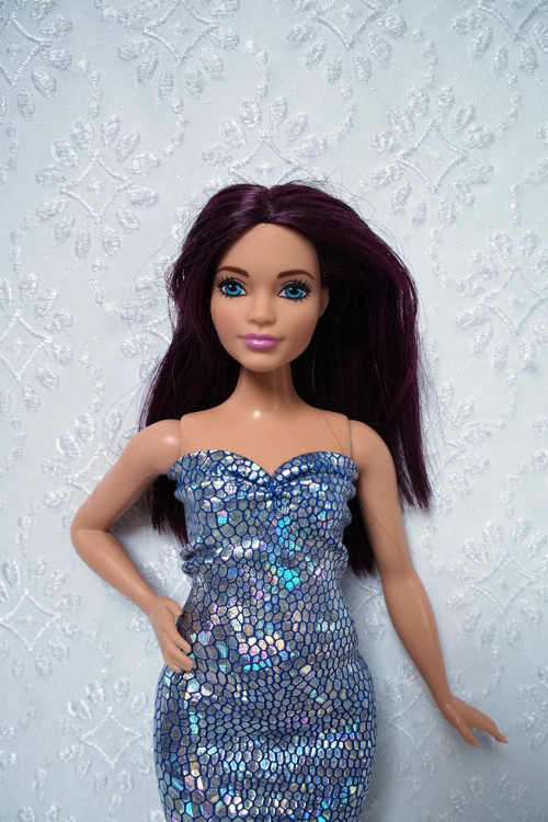 Šaty pro Barbie 2016 - curvy - baculku — foto 2