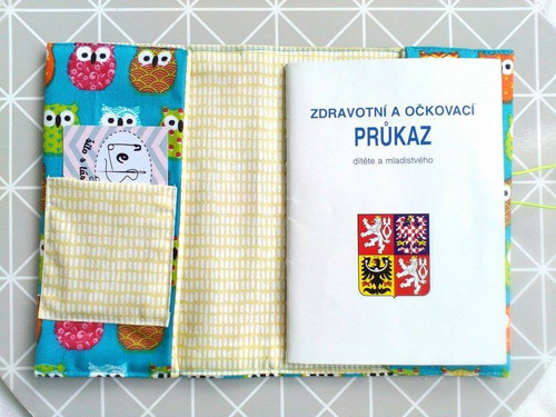 Obal s kapsickou na průkaz ZP Sova — foto 2