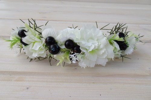 Květinový oblouk do vlasů Zora — foto 3