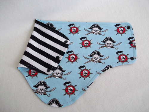 Čepice s nákrčníkem-setík ( Piráti ) — foto 5