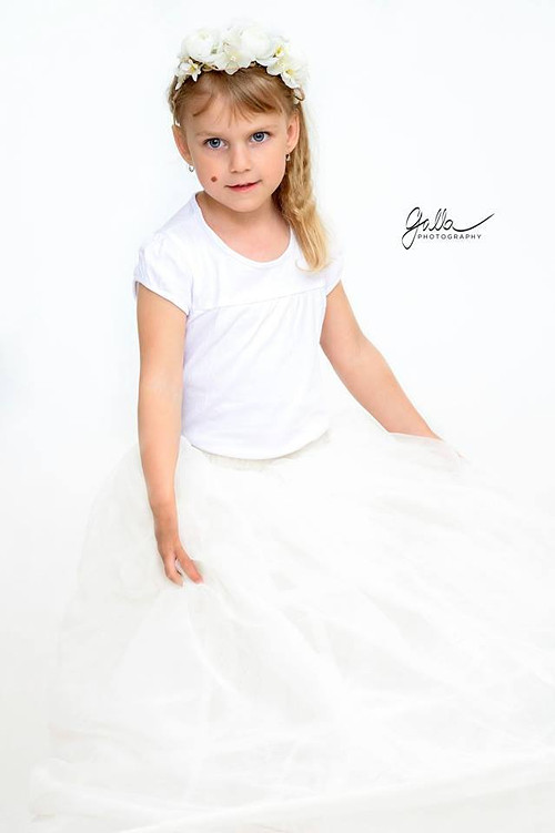 Zavazovací čelenka bílá — foto 4