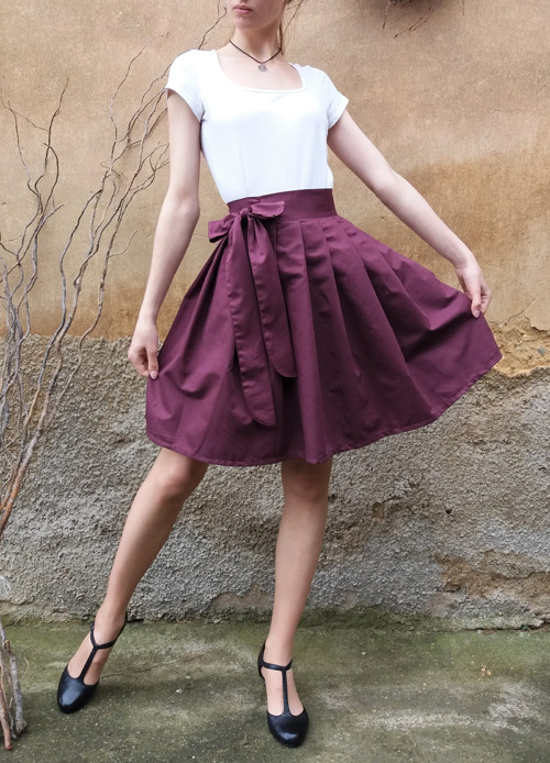 Sukénka V Bordó — foto 4