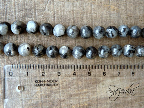 Norský labradorit kulička 8 mm, 3 ks — foto 2