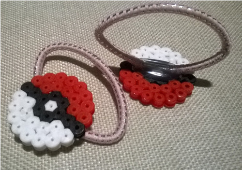 Pokeball gumičky do vlasů — foto 3