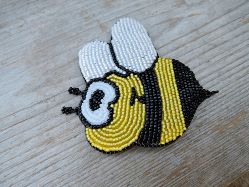 Korálková brož včelka čmelák — foto 5