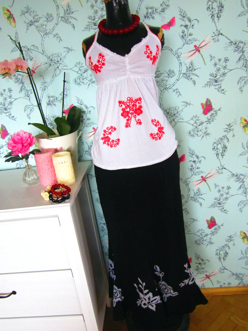 Top folklórek vyšívaný — foto 3