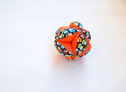 Montessori úchopová loptička - líštičky — foto 3