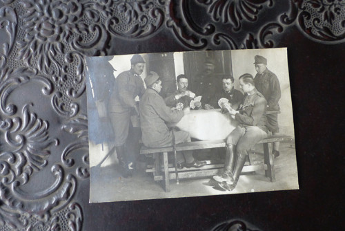 Frčky a karty...stará fotografie — foto 2