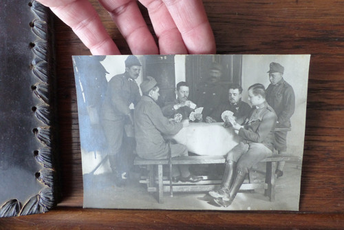 Frčky a karty...stará fotografie — foto 3