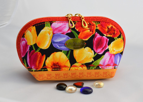 Toaletní taštička - TULIPÁNY — foto 3