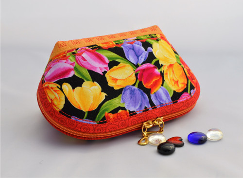 Toaletní taštička - TULIPÁNY — foto 4