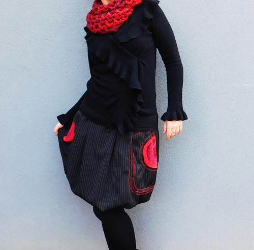 Sukně AEROPOCKETS - Dotted Red — foto 2