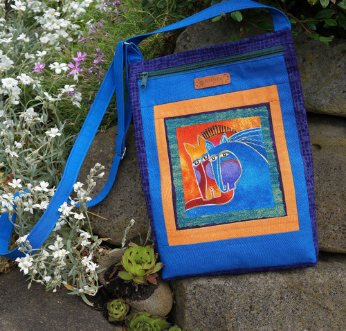 Crossbody s koníky — foto 3