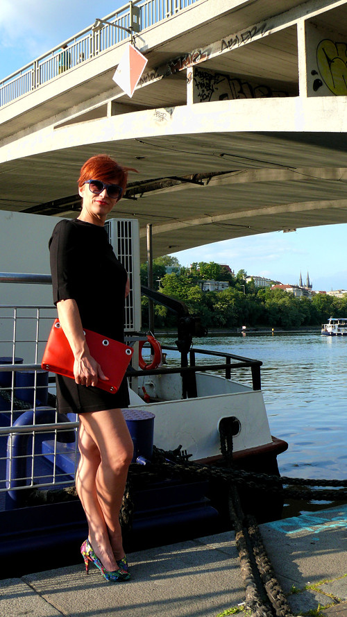 Dress Audrey CuttySleeve/Black — foto 4