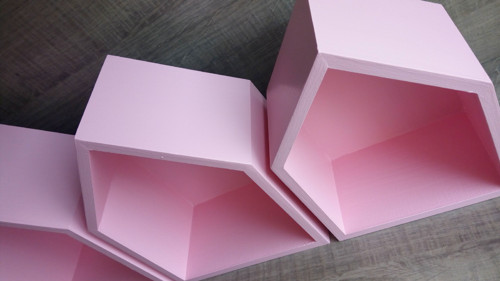 Pink dřevěné poličky — foto 2