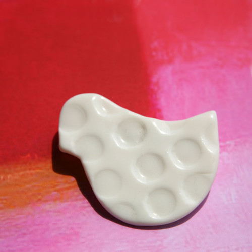Porcelánče Dotty (porcelánová brož) — foto 4