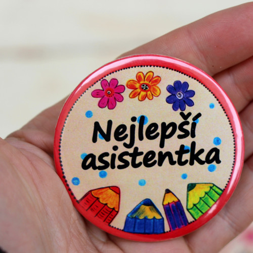 Odznáček VELKÝ 6 cm pro asistentku — foto 2