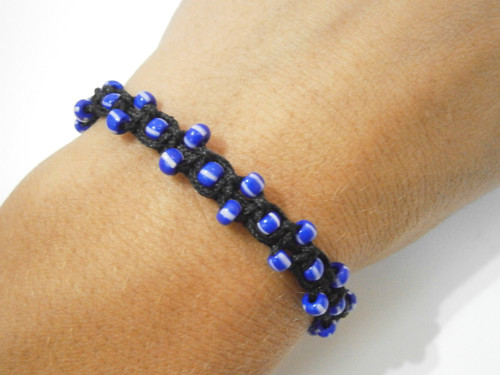 Modro-černý náramek (macramé/shamballa) — foto 5