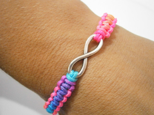 Neonový Infinity náramek (macramé) - Unisex — foto 4