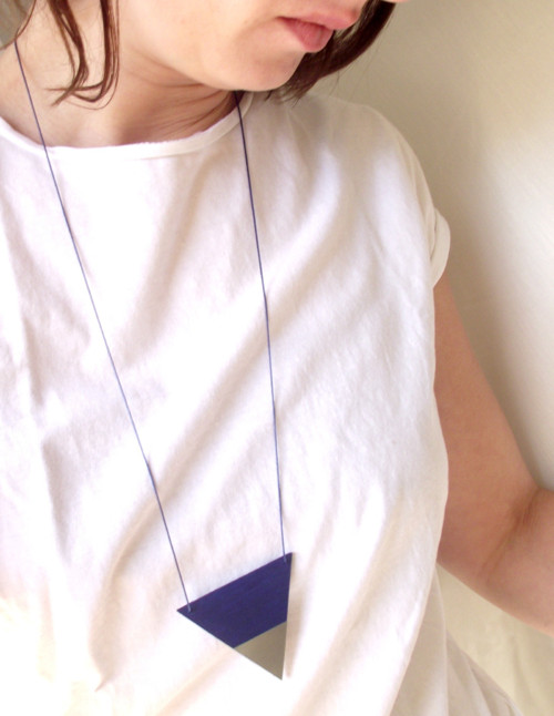 A/symmetric // triangle // indigo větší — foto 2