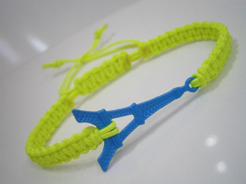 "Eiffelovka" - neonový náramek (Unisex) - macramé — foto 2