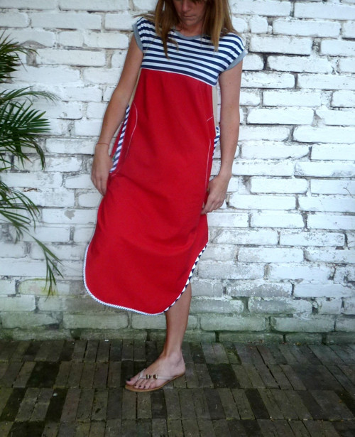 Lapeps - oversize šaty — foto 2