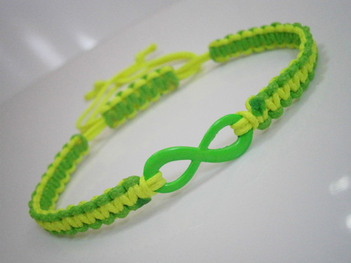 "Infinity" neonový dvoubarevný náramek (macramé) — foto 3
