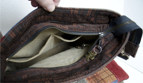 Patchworková crossbody kabelka ve stylu Sashiko — foto 6