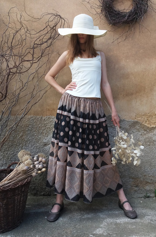 Elegantní Béžová Sukně — foto 5